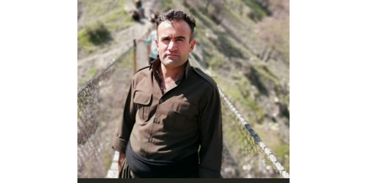 Murder of a Kolbar by the direct fire of military forces in the border region of Sardasht township.